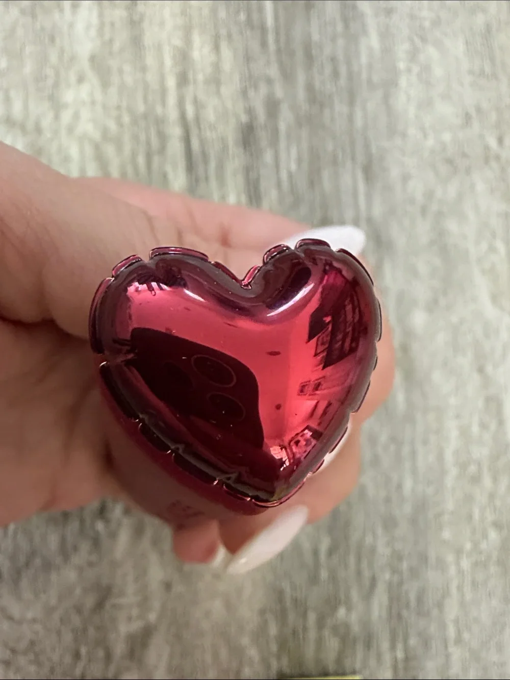 Marc Jacobs Heart On Lipstick —101 Love Muscle $34 retail